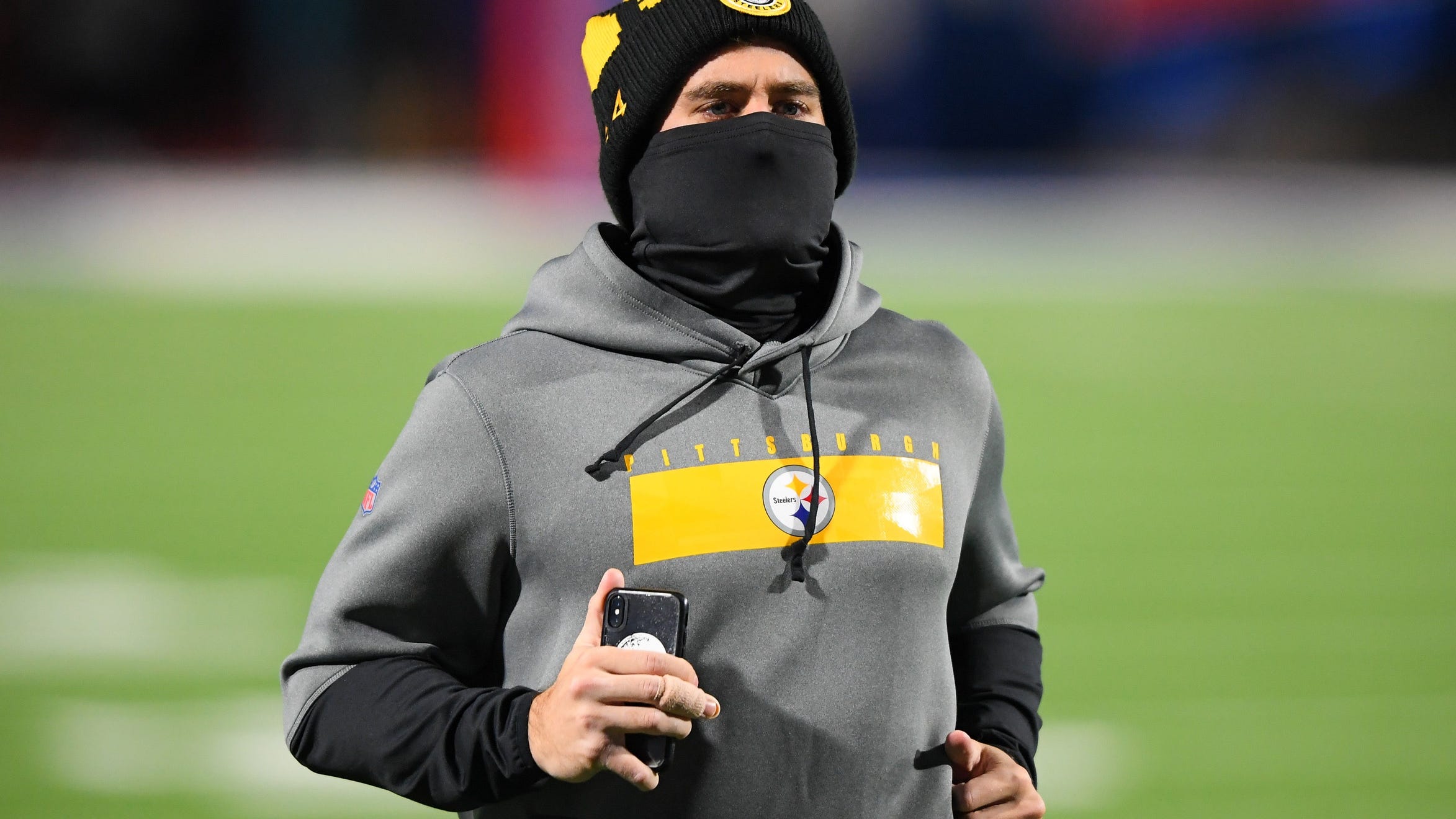 Derek Watt restructures contract, now can the Steelers do something with him?
