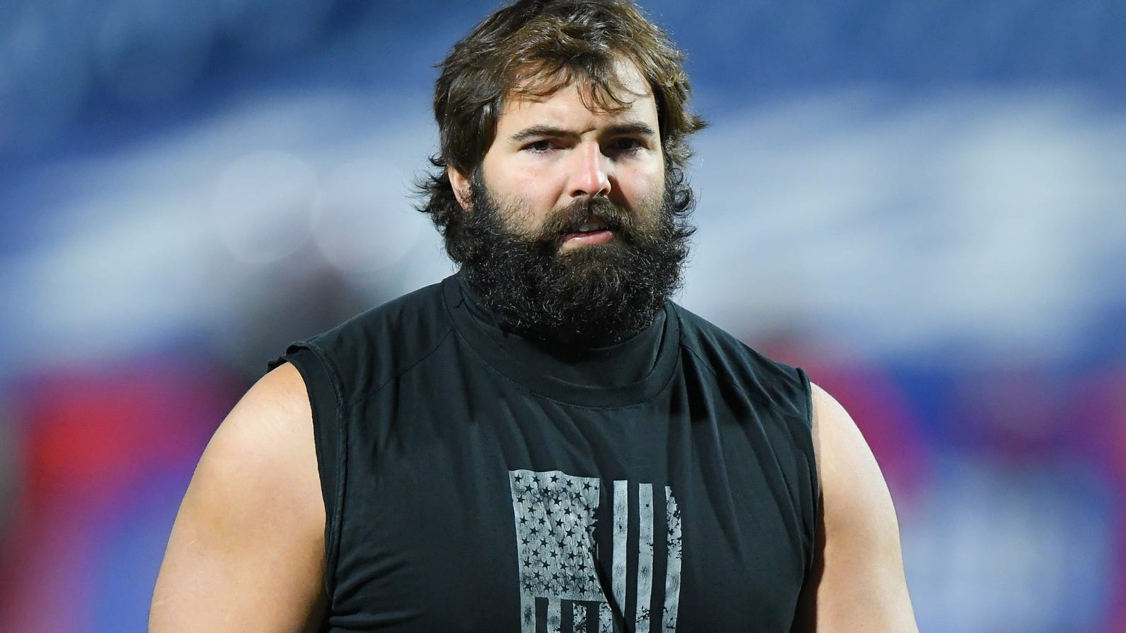 Al Villanueva officially a Raven after signing contract…inside a UPS Store