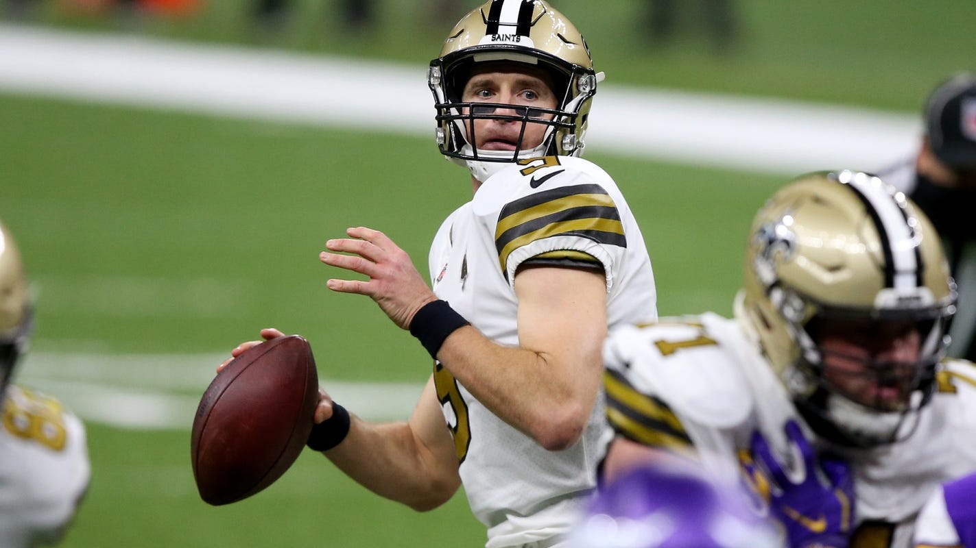 Drew Brees becomes 1st ever to throw for 80K yards