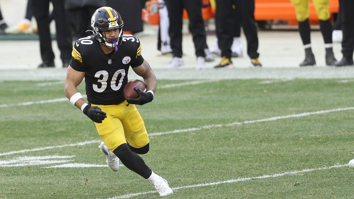 James Conner moving on may be best for Steelers/himself