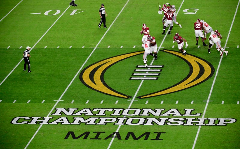 Alabama battles Ohio State is last year's National Championship game