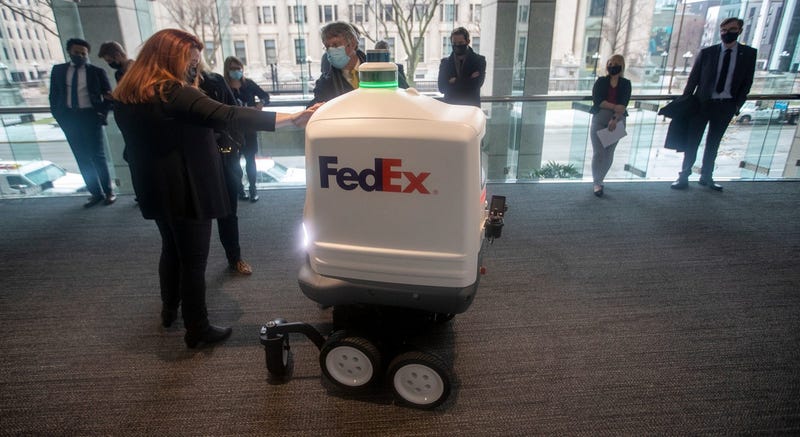 Named Roxo, the robot is being tested to deliver short-range products autonomously.