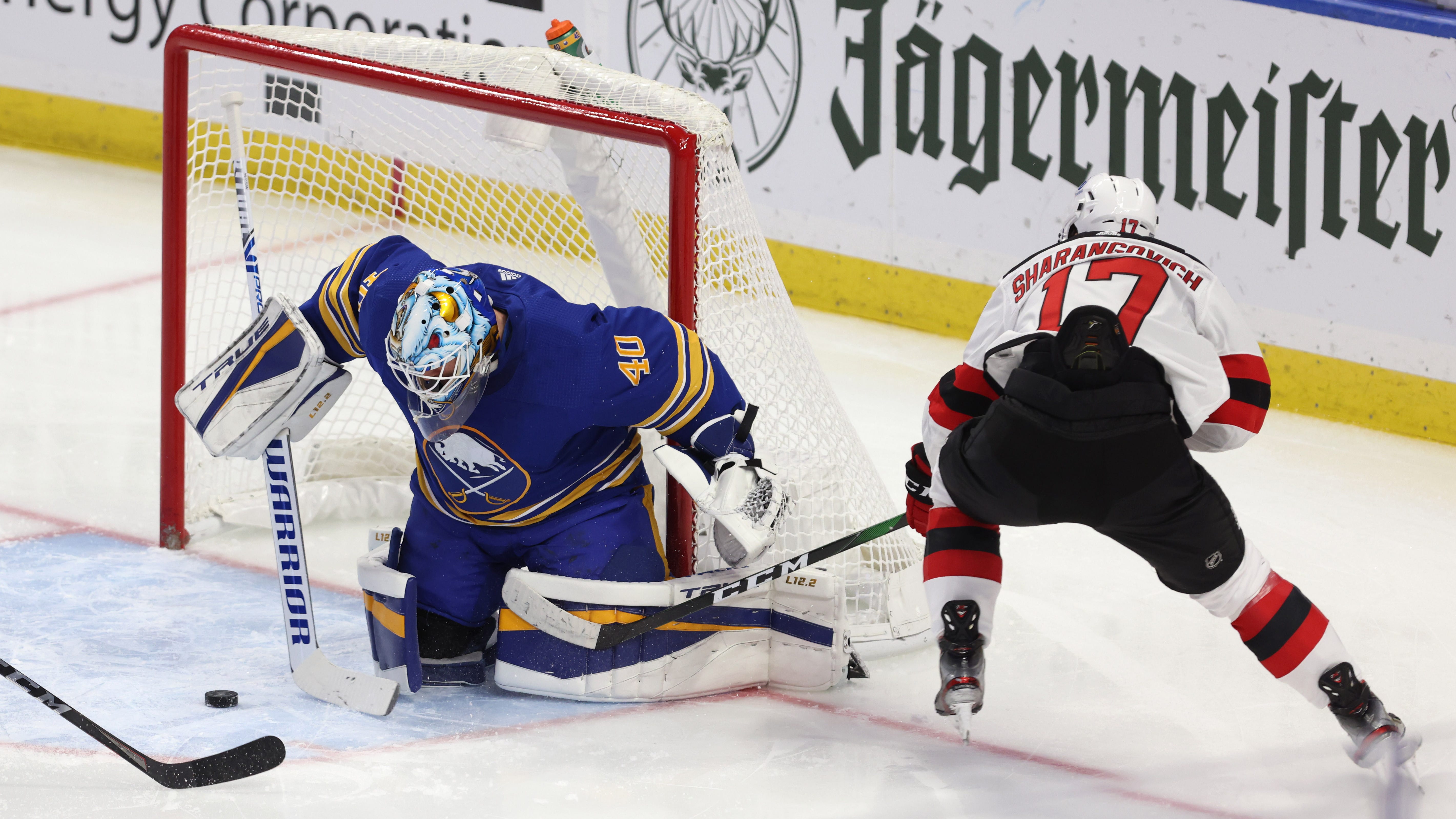 Devils flip script on Sabres