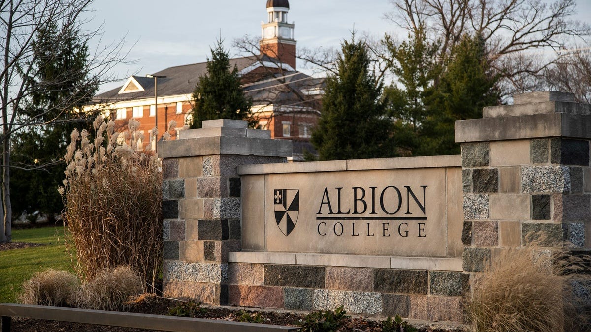 Albion College basketball players sit out of game in protest after coach allegedly used racial slur in practice