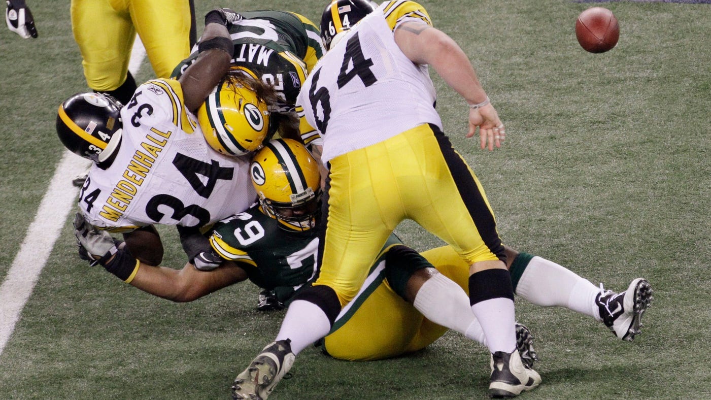 Mendenhall says he didn't fumble in Super Bowl XLV