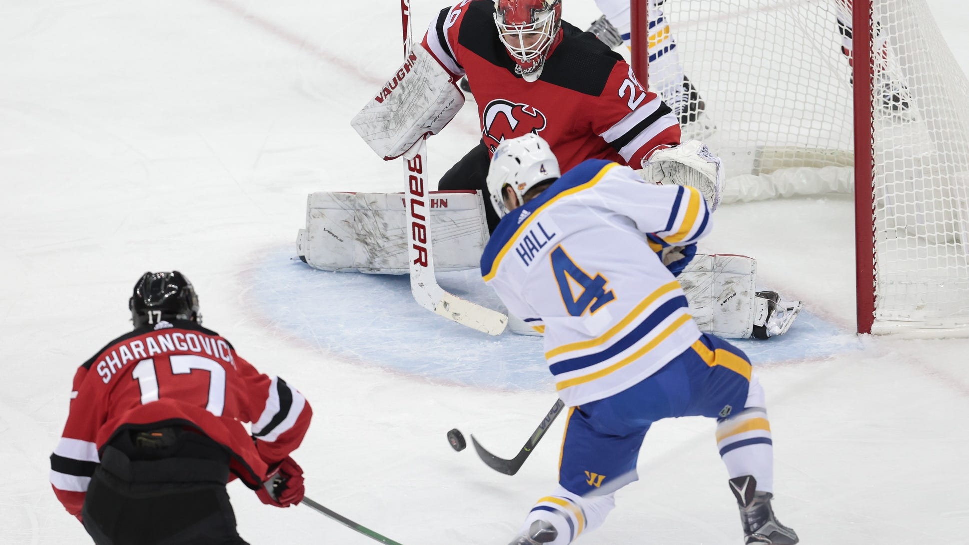 9 forwards Bruins could potentially target leading up to trade deadline