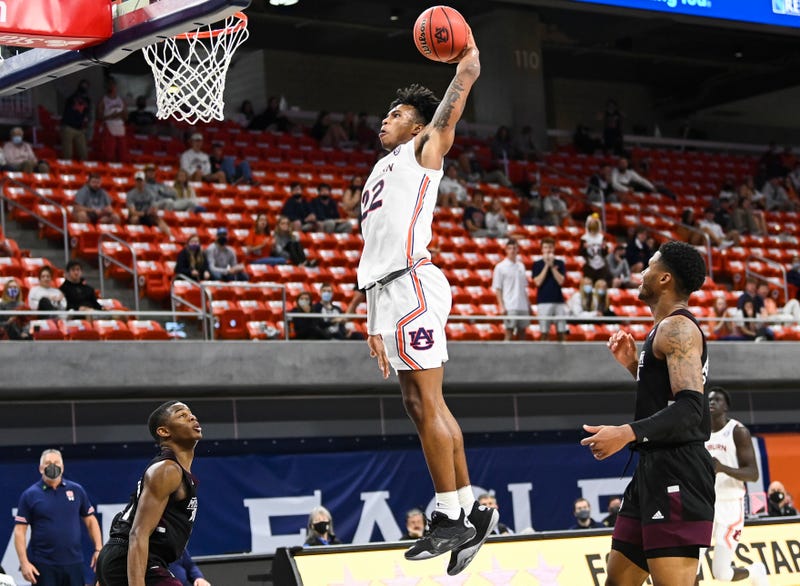Auburn guard Allen Flanigan.