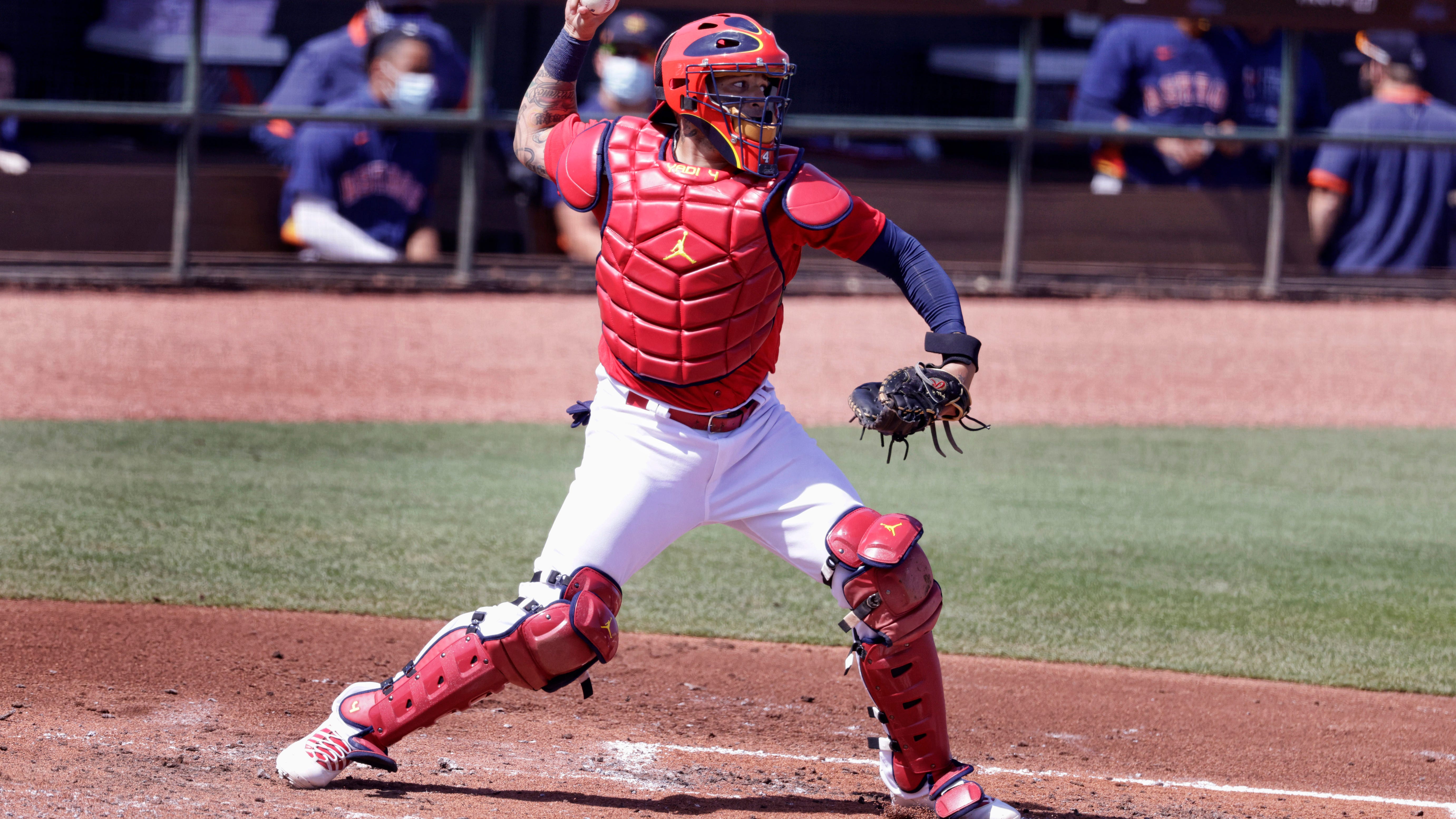 Graph proves Yadier Molina's unmatched dominance to prevent stolen bases since 2005