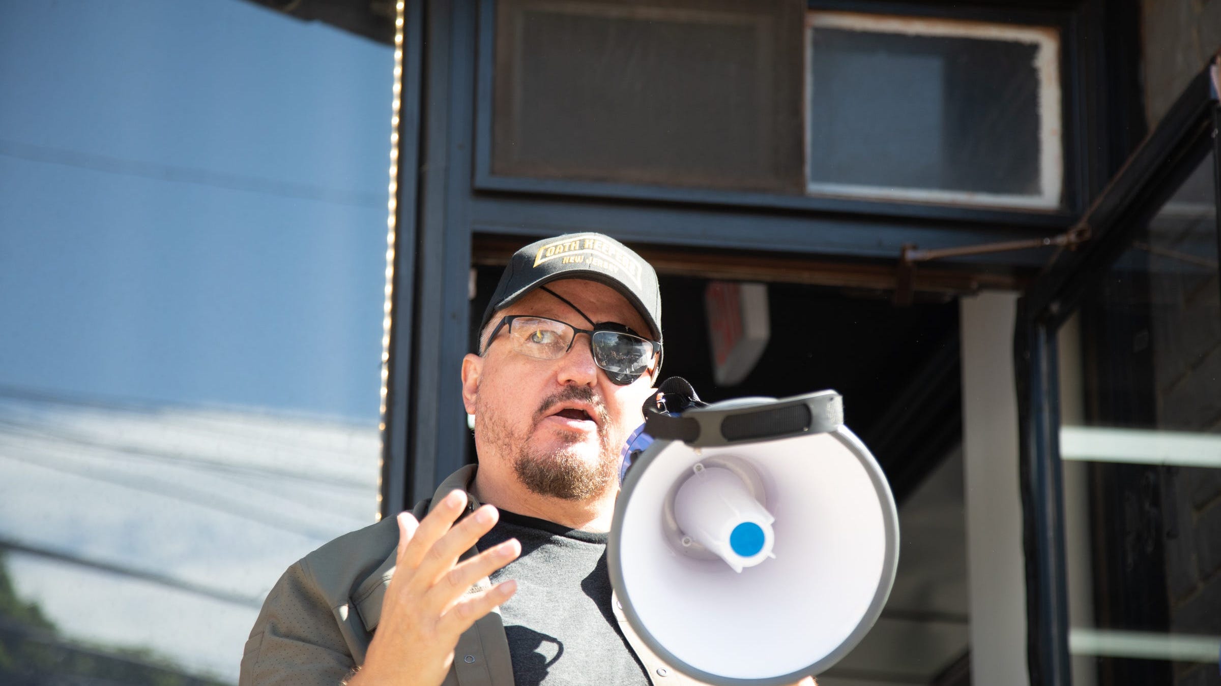 Oath Keepers leader quarantined; bond hearing delayed