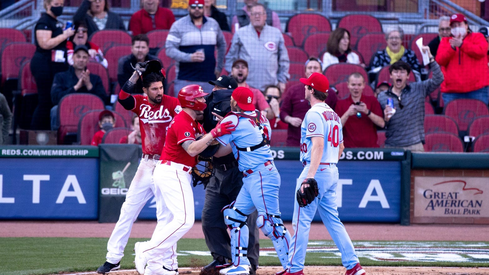 Are the Cardinals and Reds even rivals?