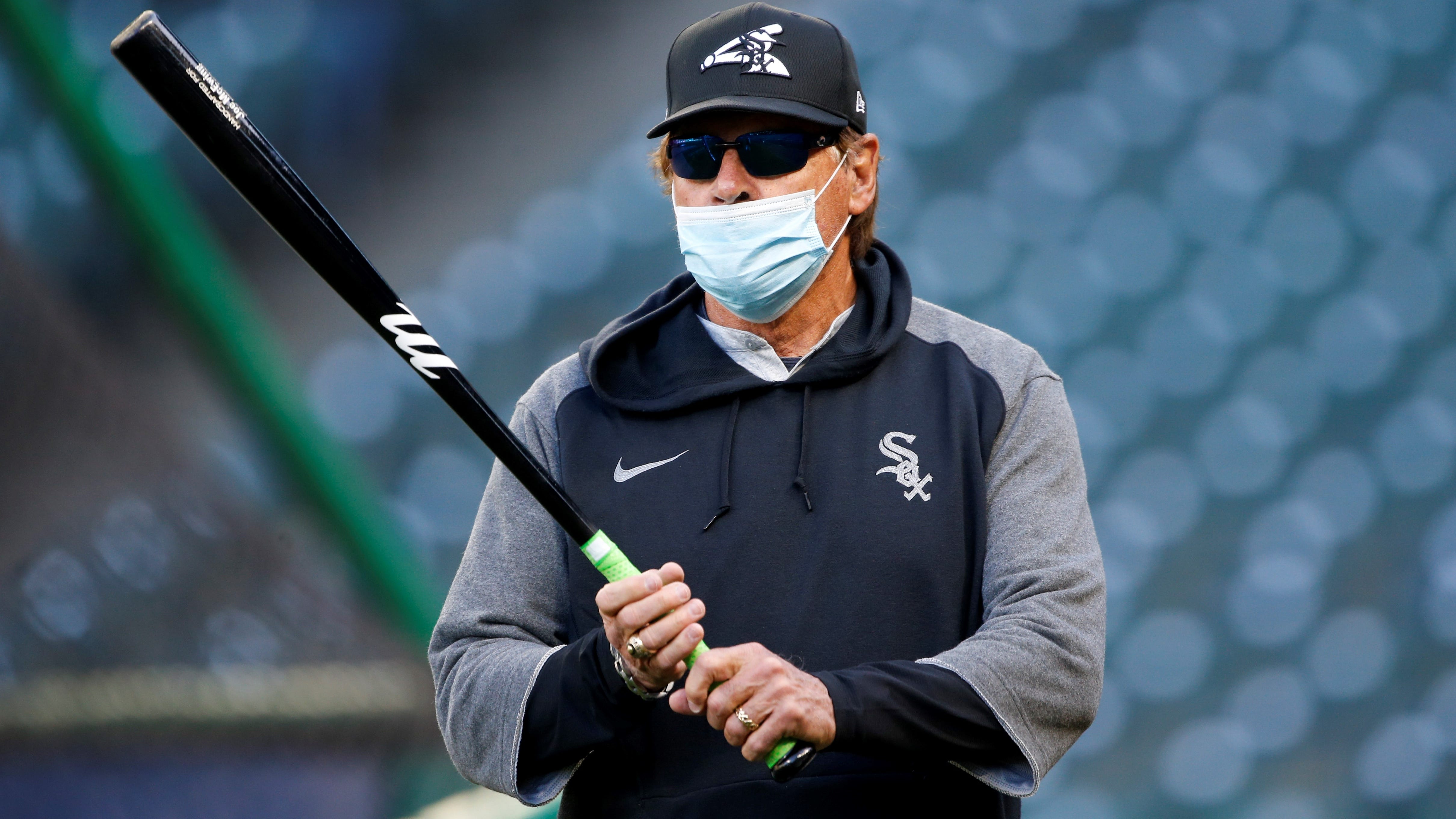 Tony La Russa doubles down on his criticism of Yermin Mercedes, believes he hasn't lost White Sox clubhouse