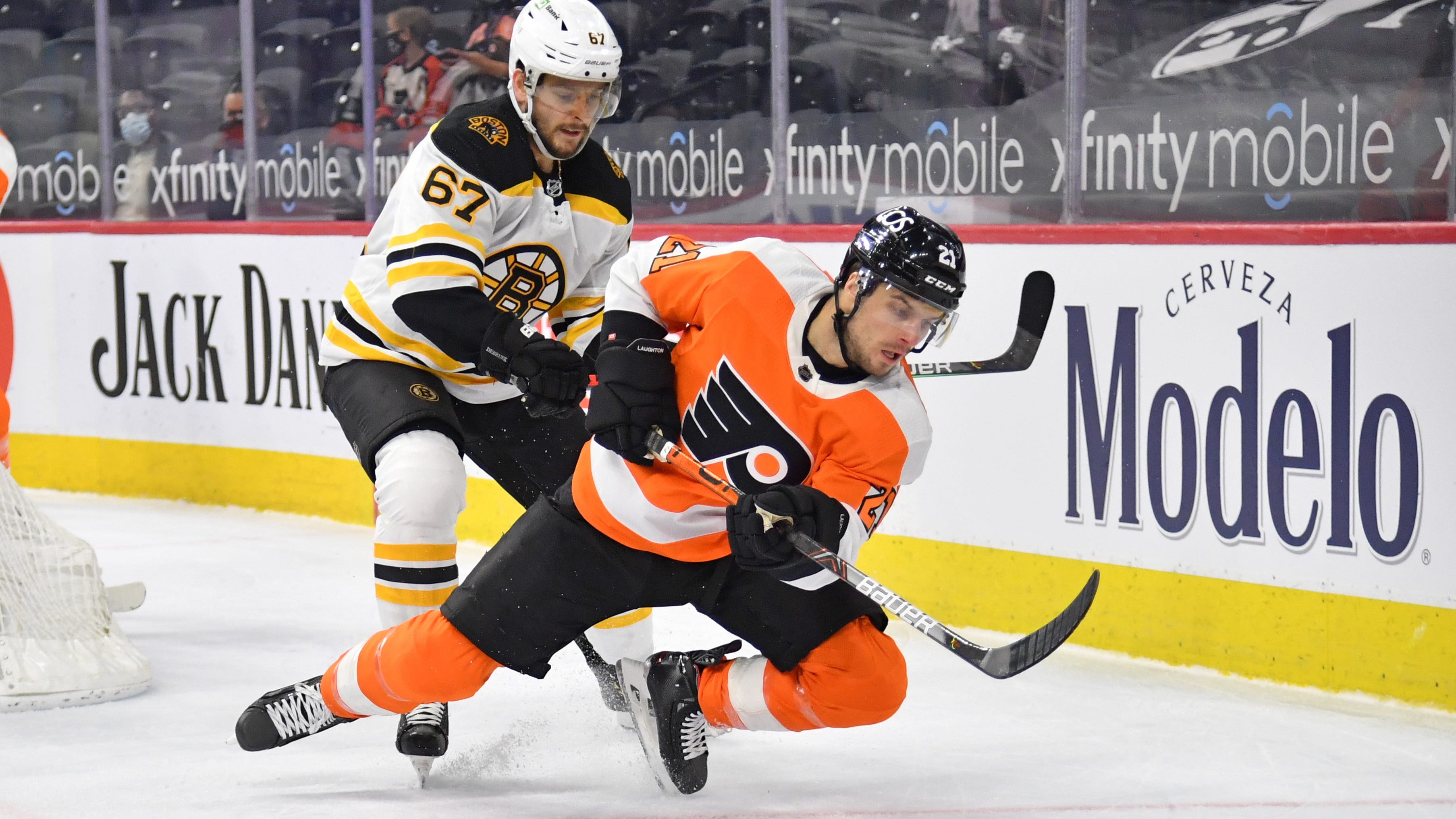 Flyers trade two, sign one at NHL deadline
