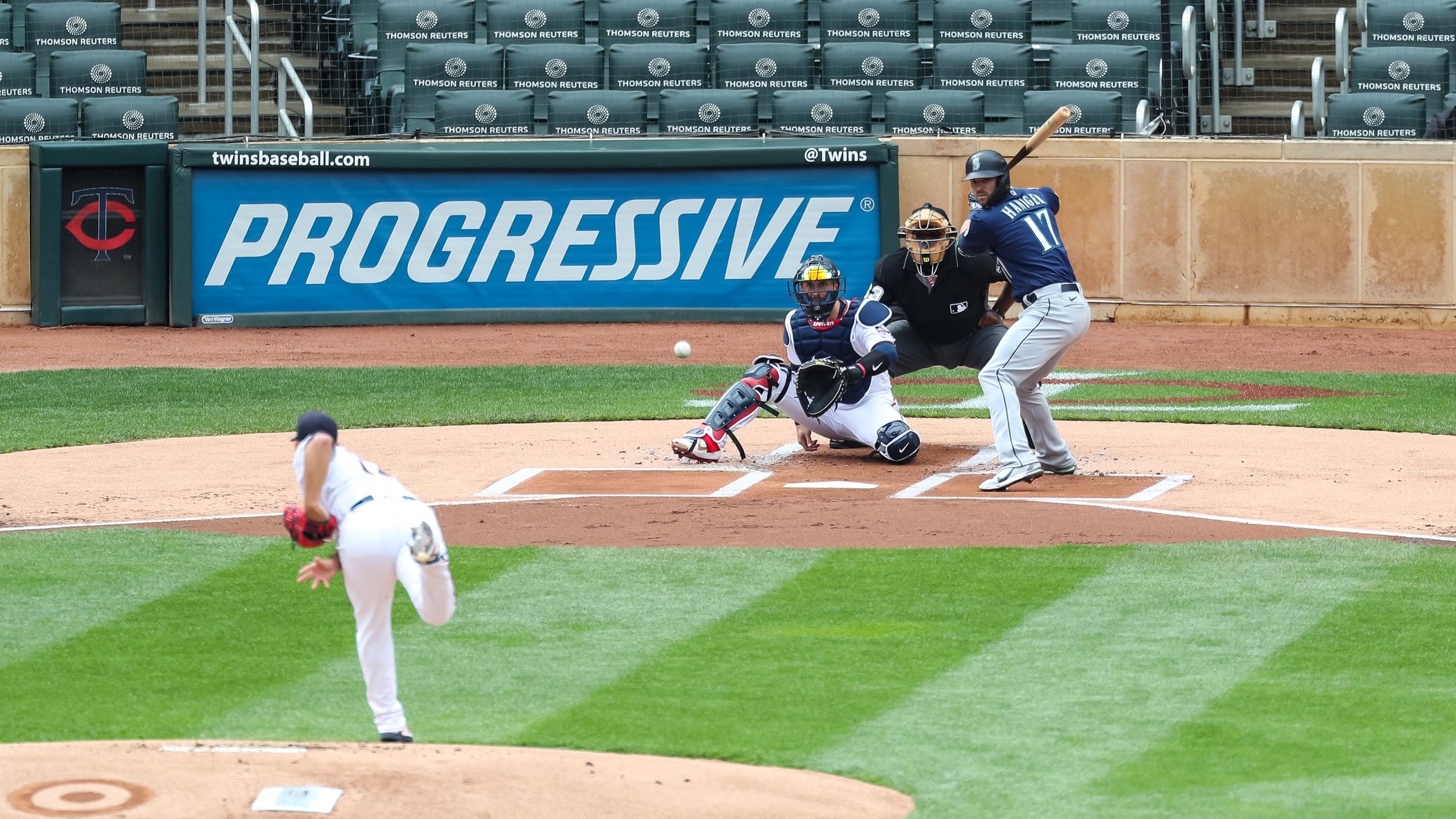 Who should the Twins bring in to DH?