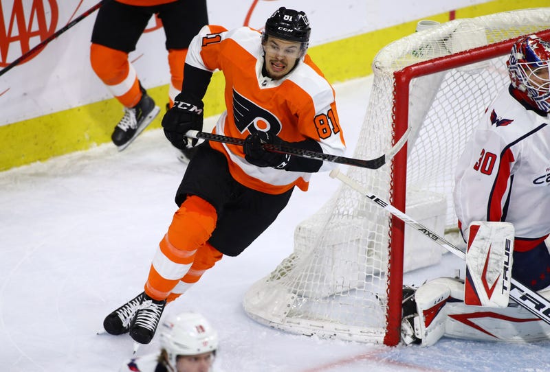 Philadelphia Flyers left wing Carsen Twarynski