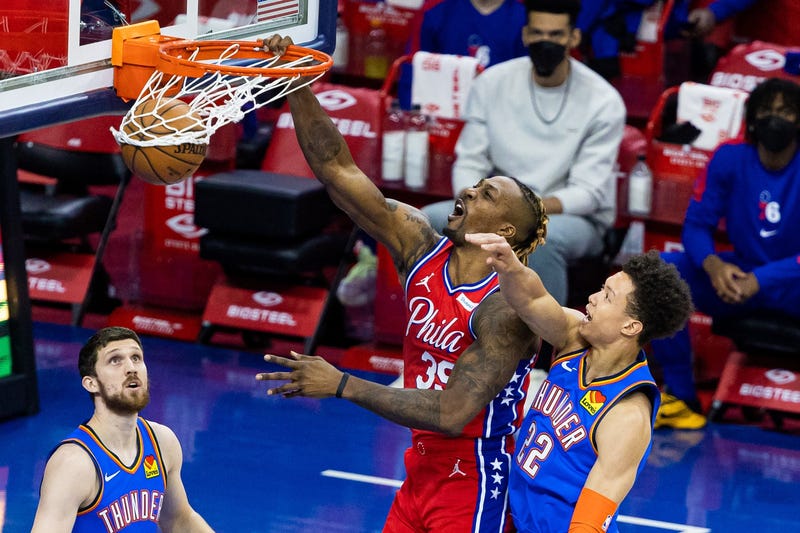 Philadelphia 76ers center Dwight Howard