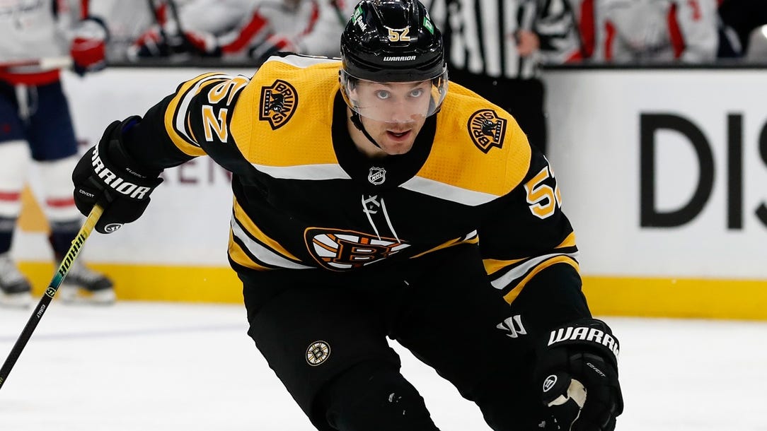 NHL free agency tracker: Sean Kuraly, Jaroslav Halak find new homes