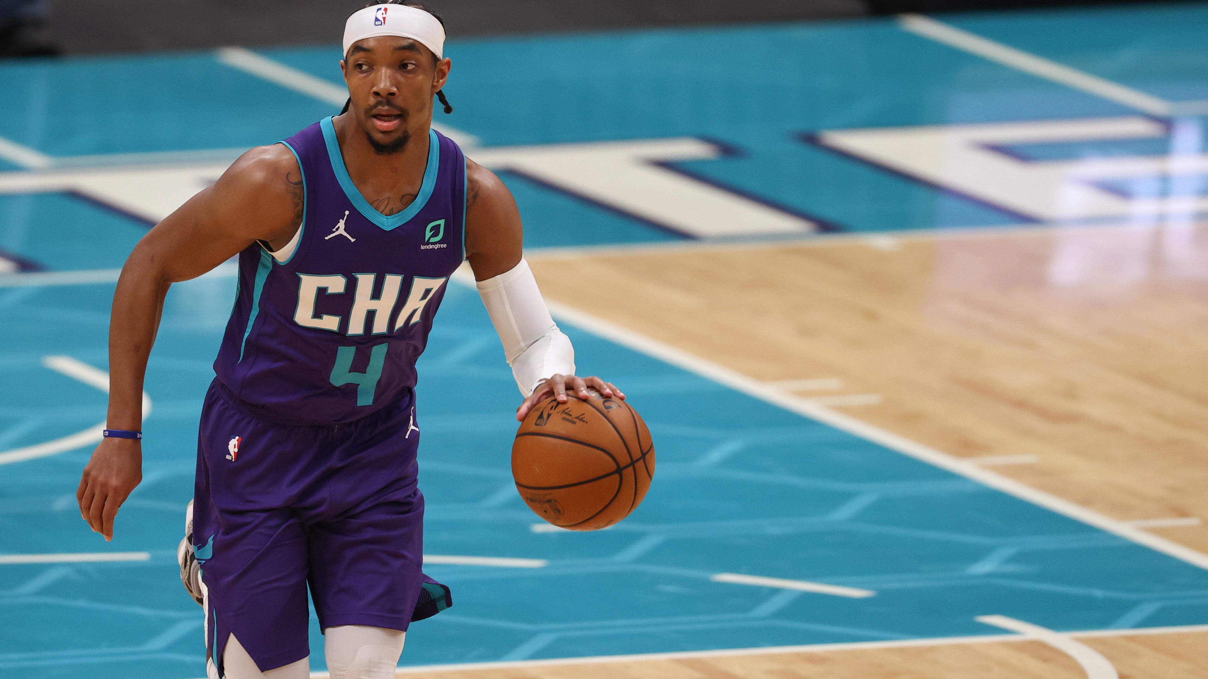 Pelicans land sign-and-trade for Hornets PG Devonte Graham: report
