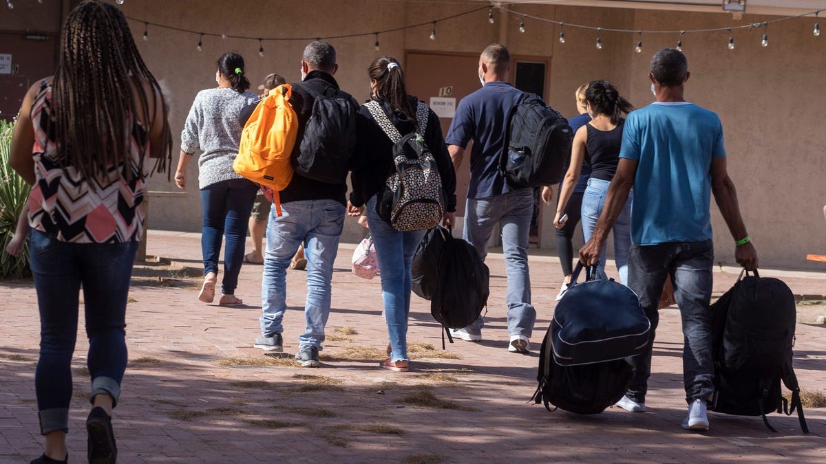 DC Mayor requests National Guard to help prevent crisis from daily arrival of migrants