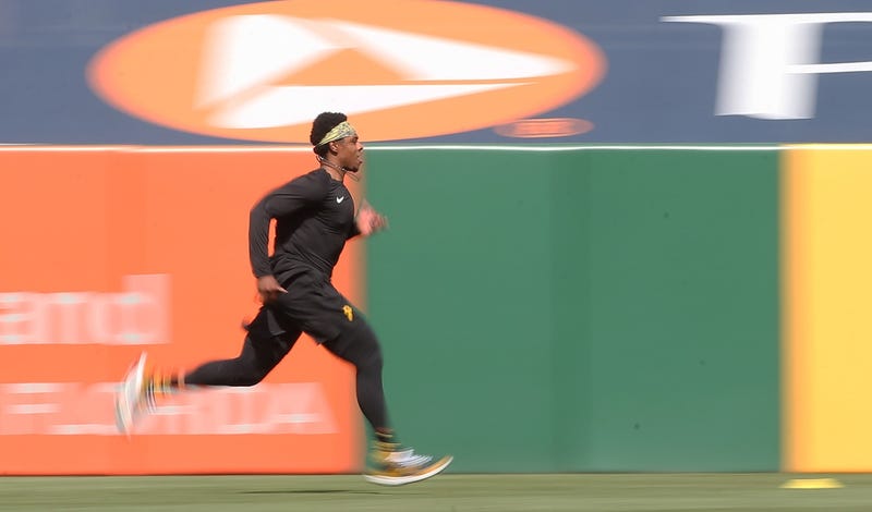Ke'Bryan Hayes training