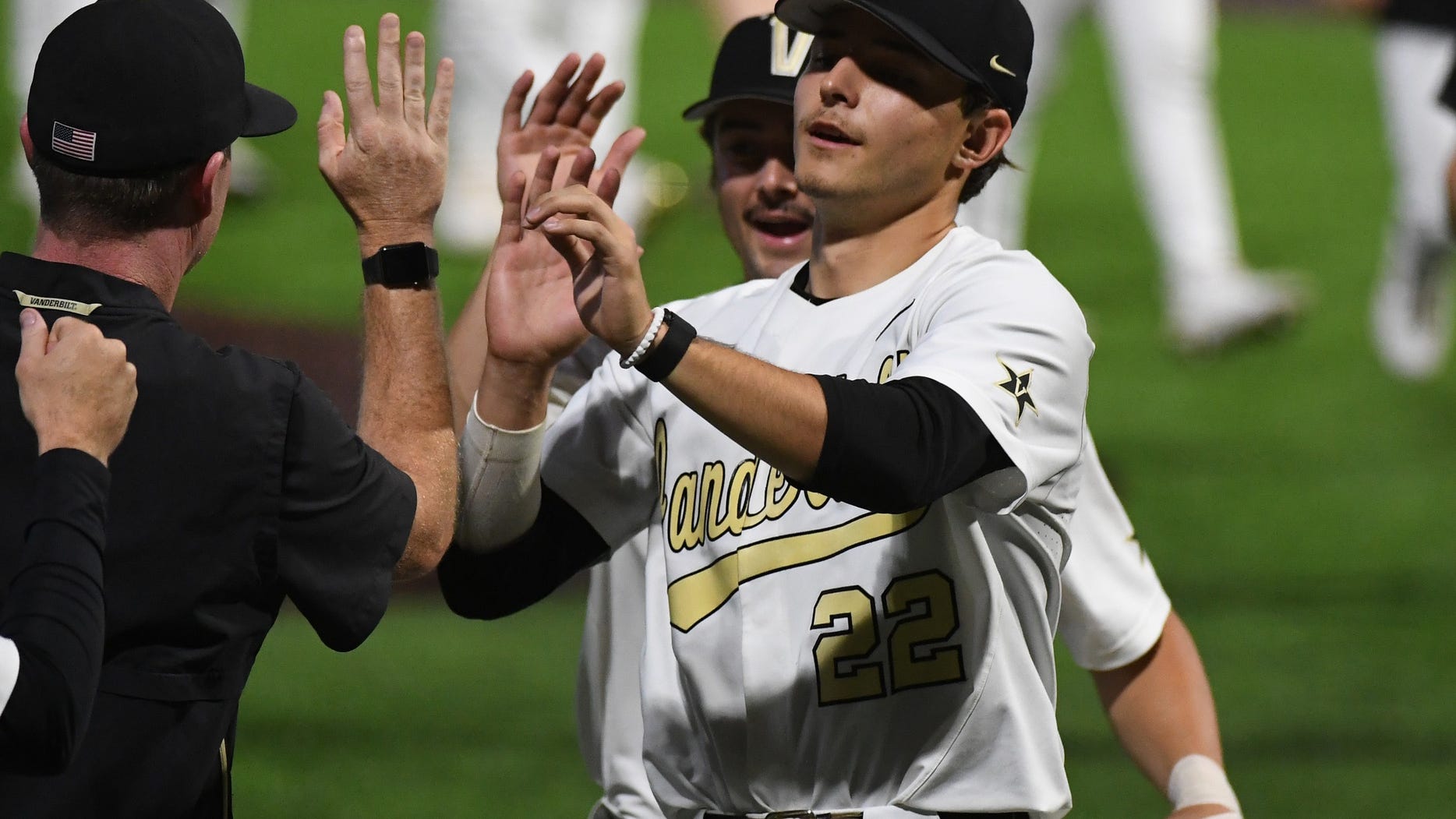 Why Mike Bacsik wants the Rangers to pick Jack Leiter