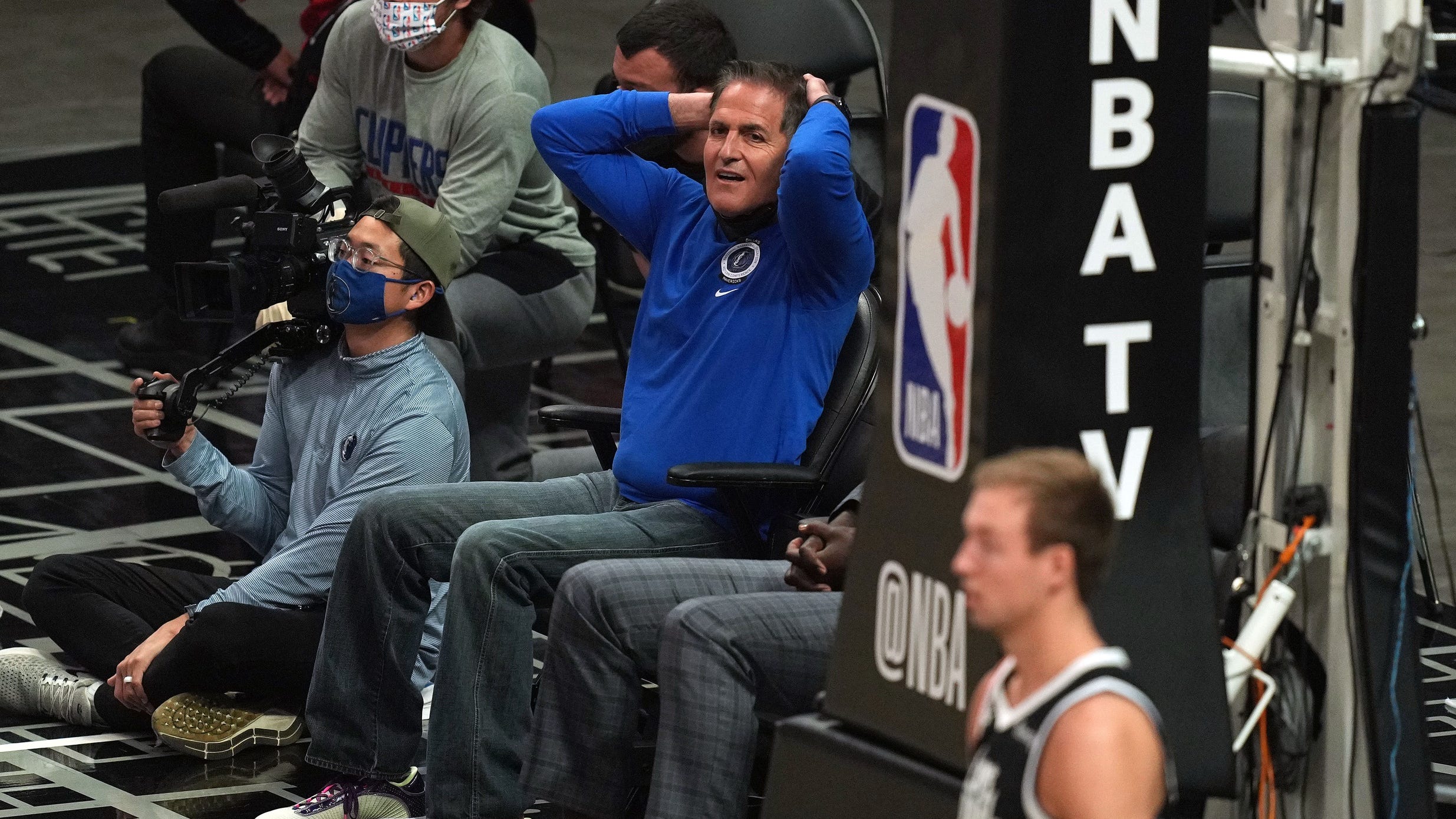 Is there a main culprit behind the Mavs front office story?