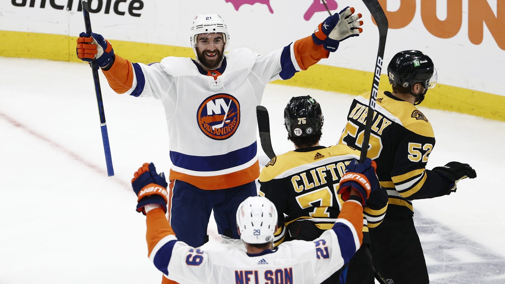 3 key takeaways as questionable calls, goaltending cost Bruins in Game 5 loss