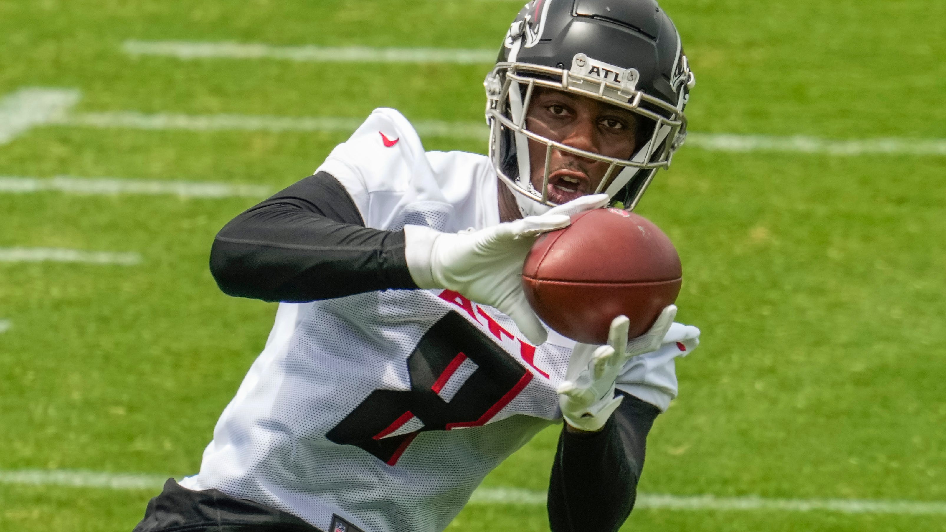 Are Madden ratings saying Kyle Pitts is likely Rookie of the Year?