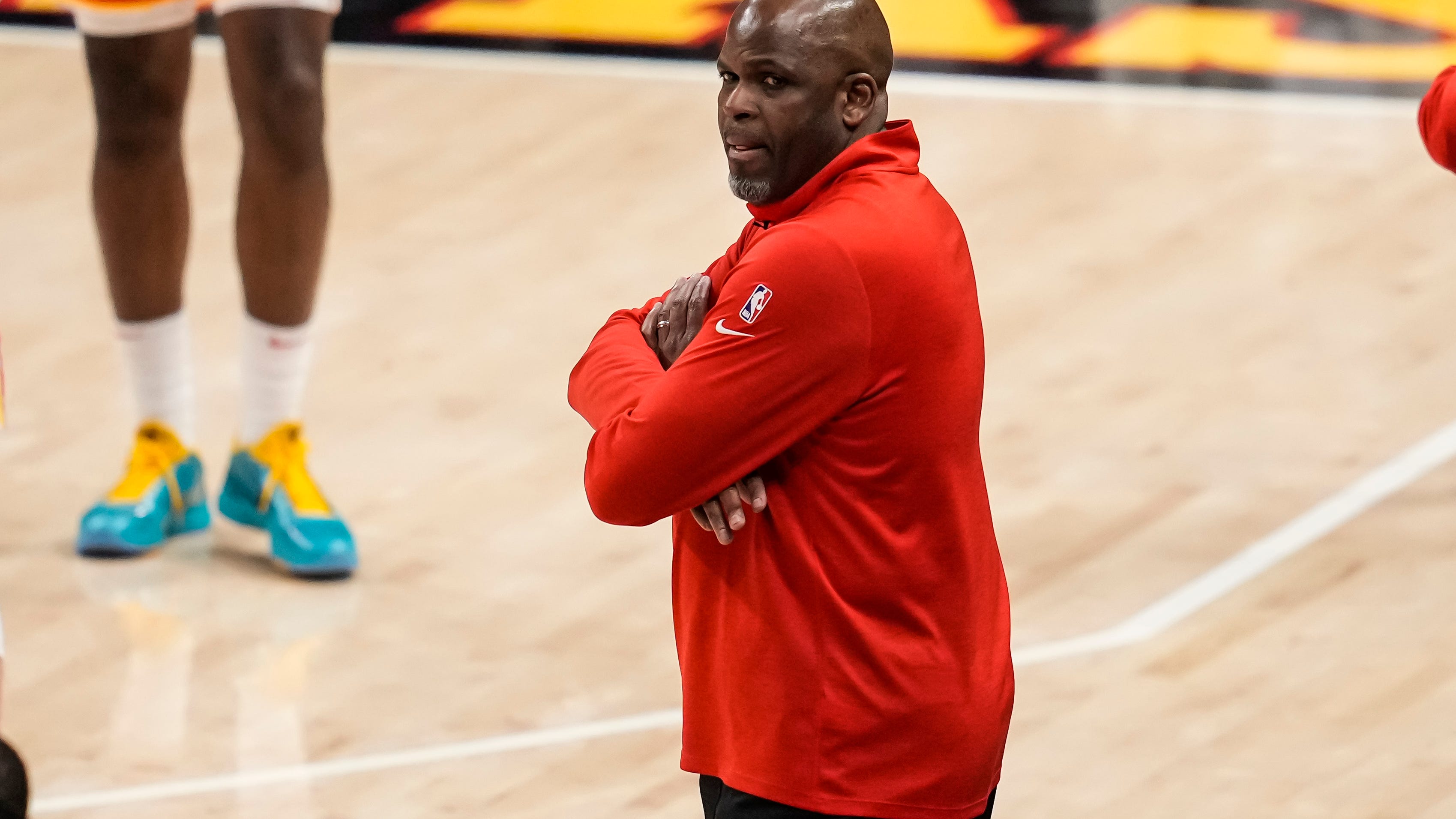 Nate McMillan asked Hawks to delay contract talks until after season as condition to him taking over as Interim head coach
