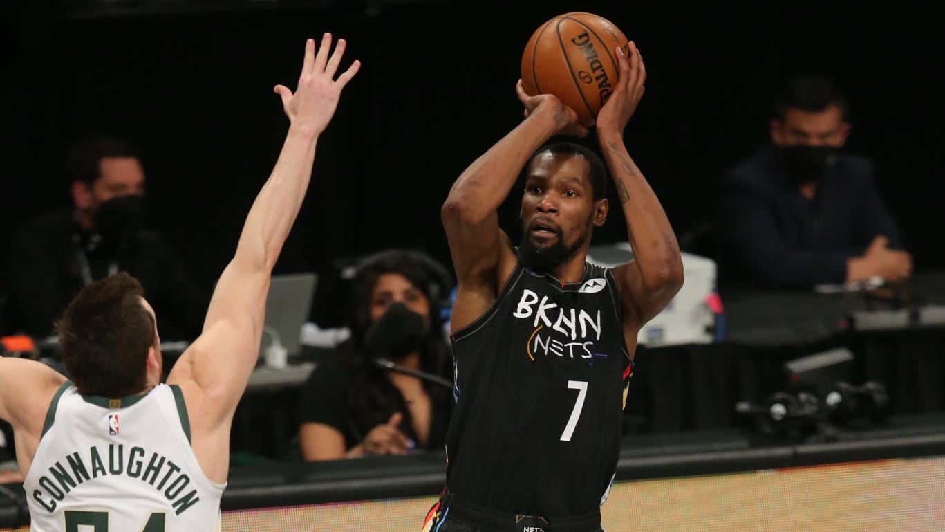 Twitter in awe after Kevin Durant plays every second of Game 5 in legendary performance