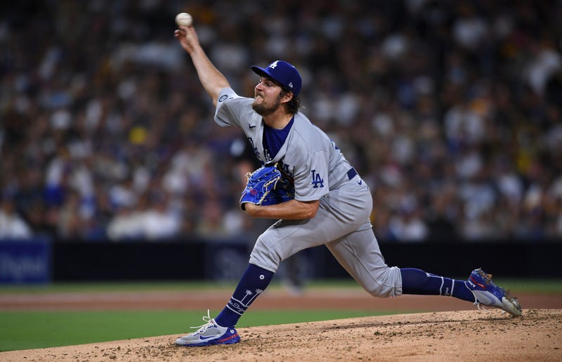 Los Angeles Dodgers starting pitcher Trevor Bauer (27)