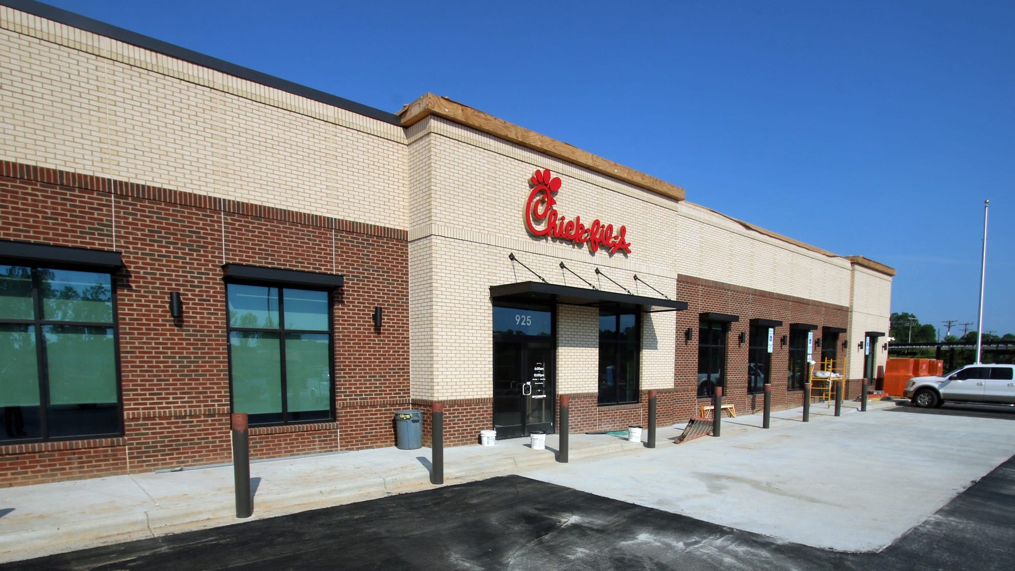 Chick-fil-A amidst 'staffing crisis,' some locations will close