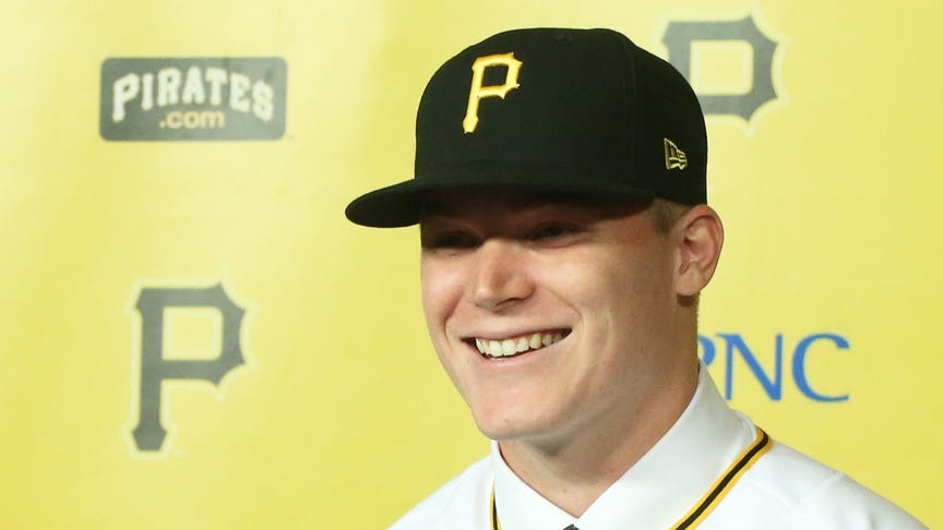 Davis Triples, nearly hits inside the park homerun in High-A debut