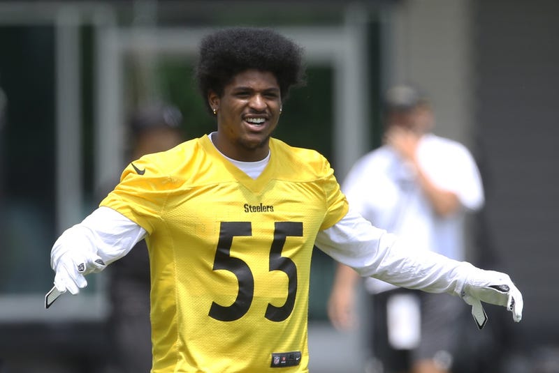 Devin Bush at practice
