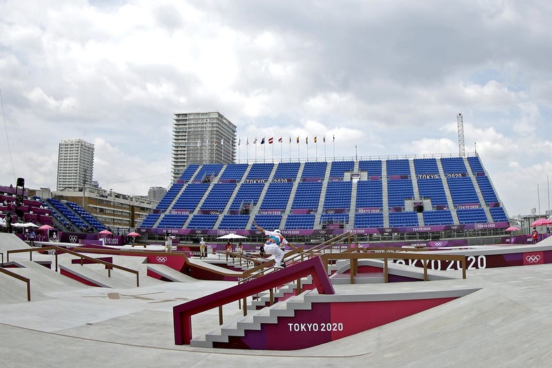  An overall view of the skate park as Funa Nakayama (JPN) 