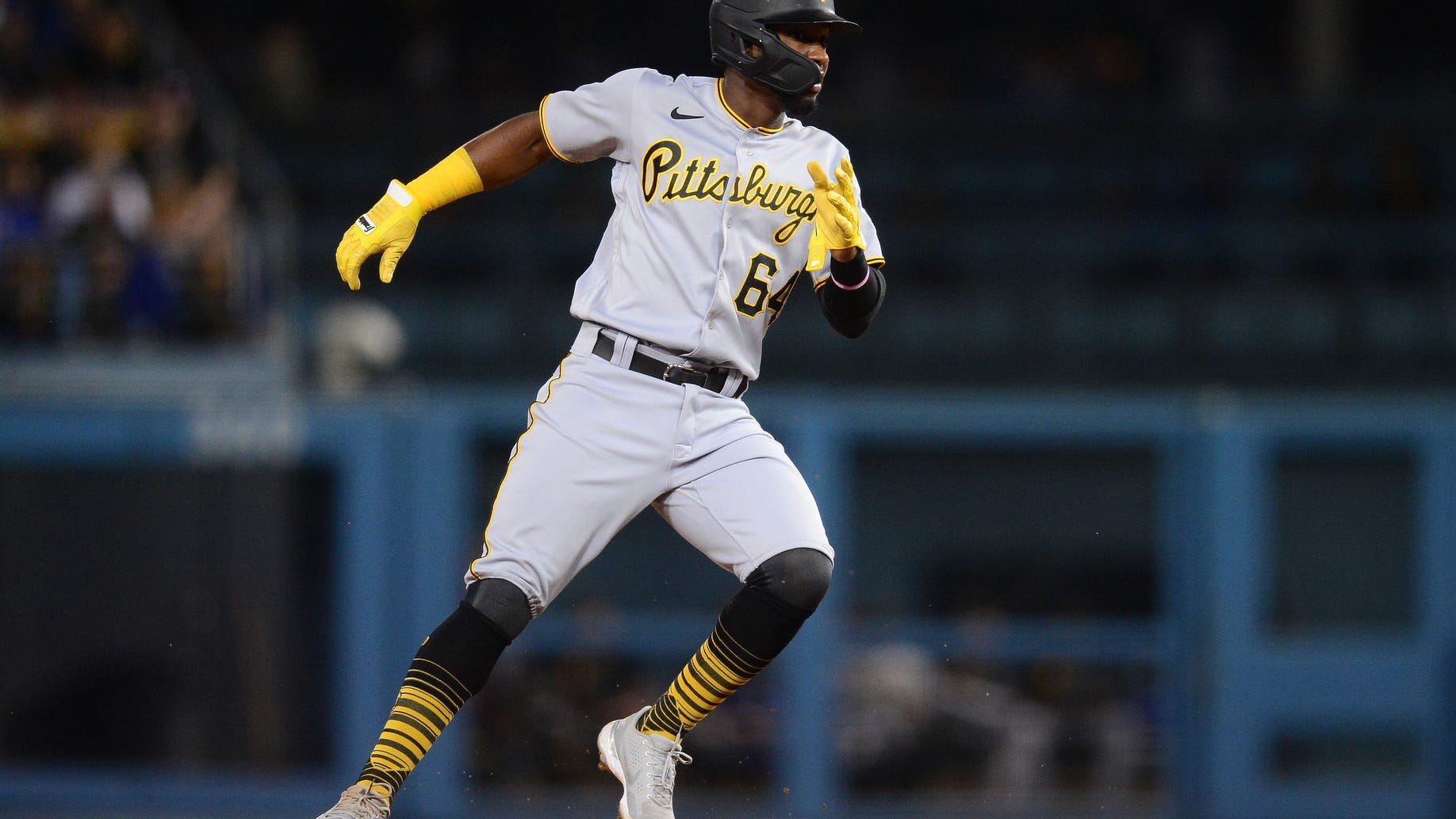 Report: Pirates calling up Castro from Triple-A