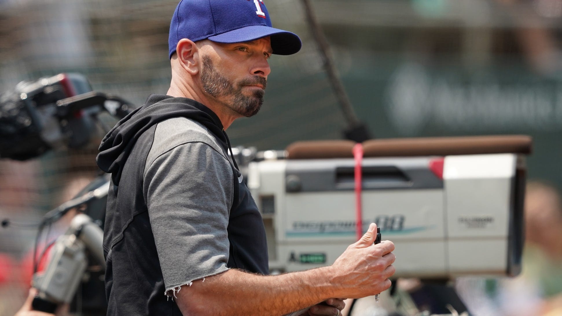 Rangers Q&A: Corner OF platoon, SP targets, realistic win total and much more