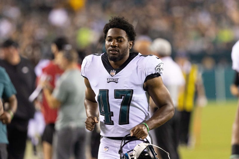 Lavert Hill with Eagles