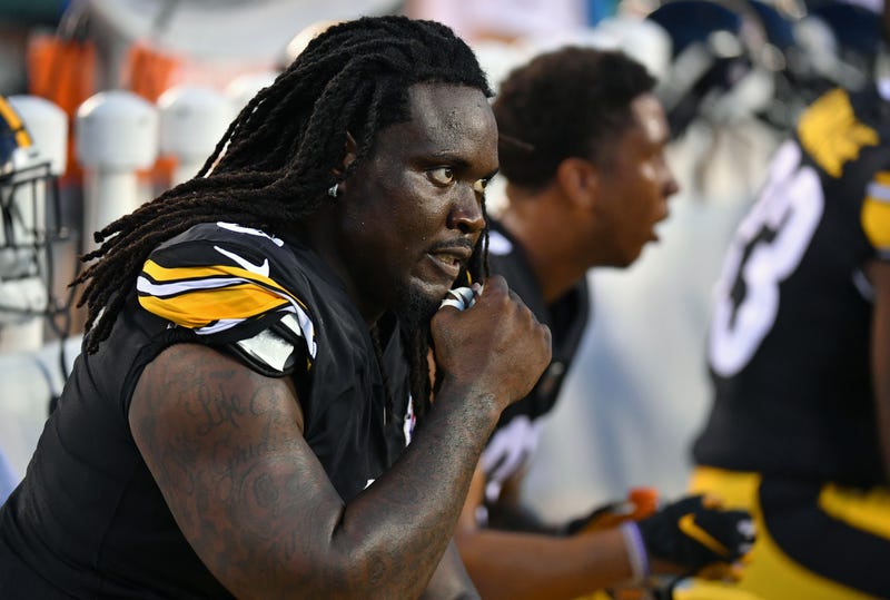 Melvin Ingram on sidelines