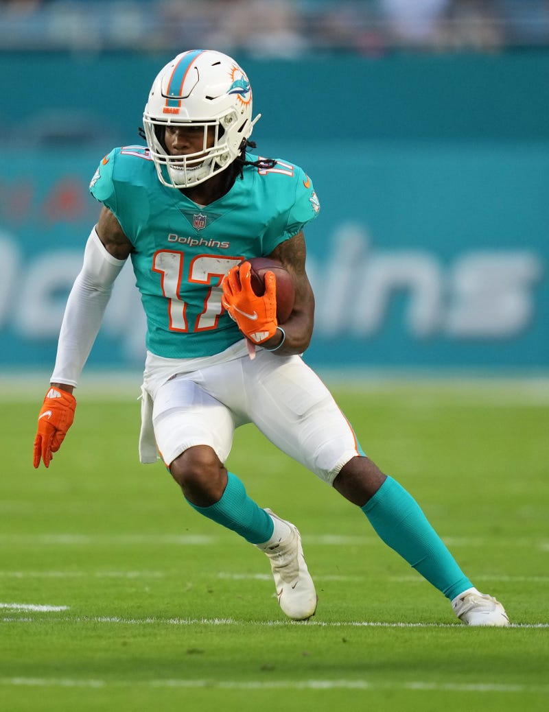 Jaylen Waddle fantasy ball