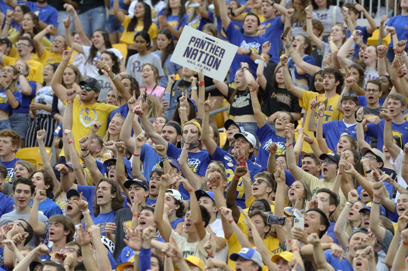 Pitt fans at Heinz Field