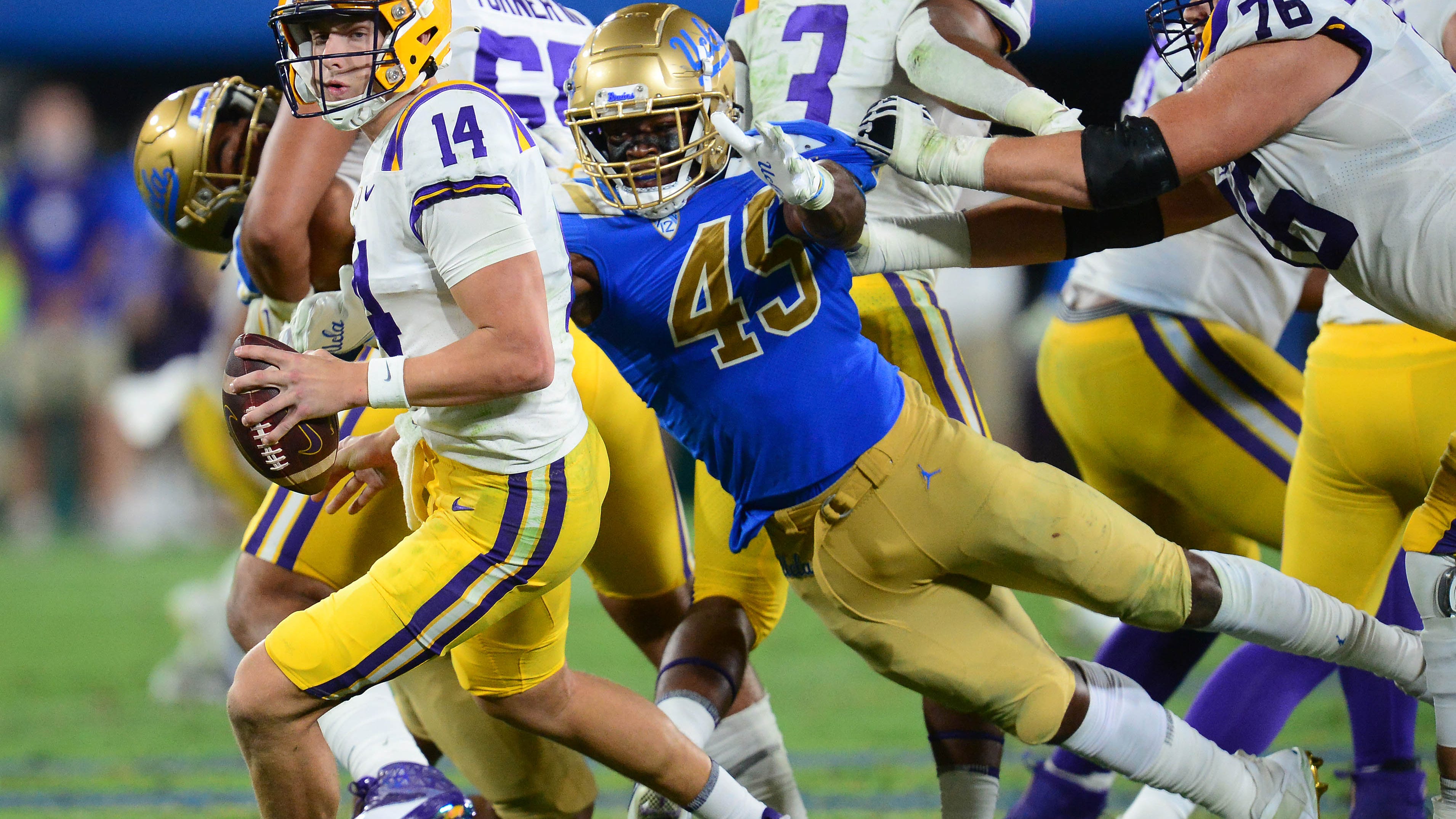 LSU football tumbles out of AP Top 25 after opening loss; see full Week 2 rankings
