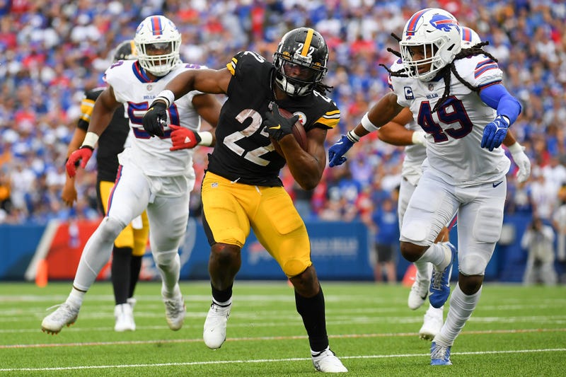 Najee Harris running vs Buffalo