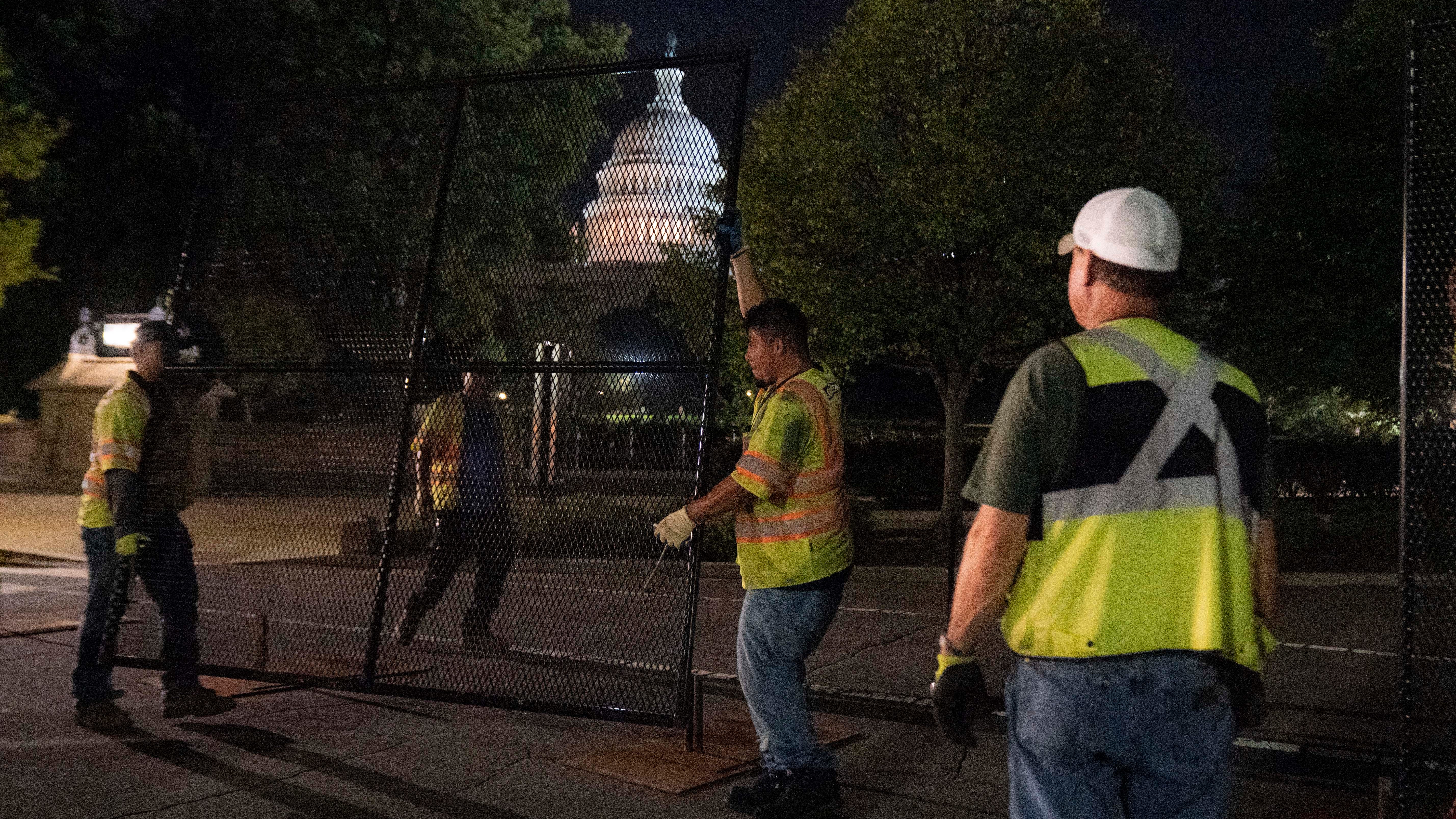 U.S. Capitol prepares for weekend rally with the threat of more violence looming