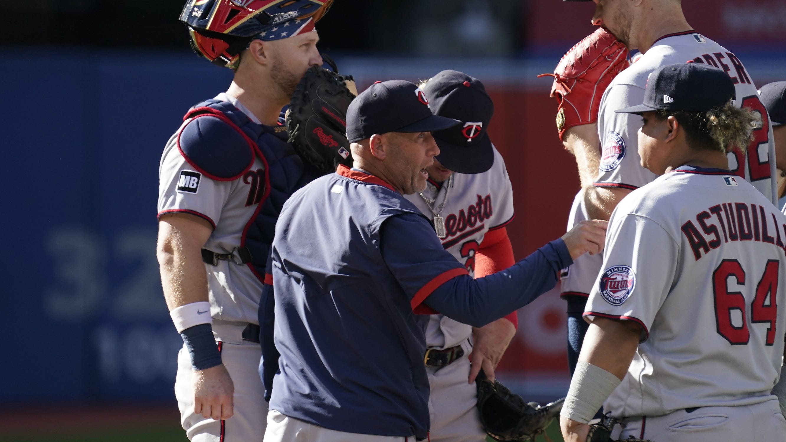 LSU baseball goes to MLB coaching ranks for new pitching coach