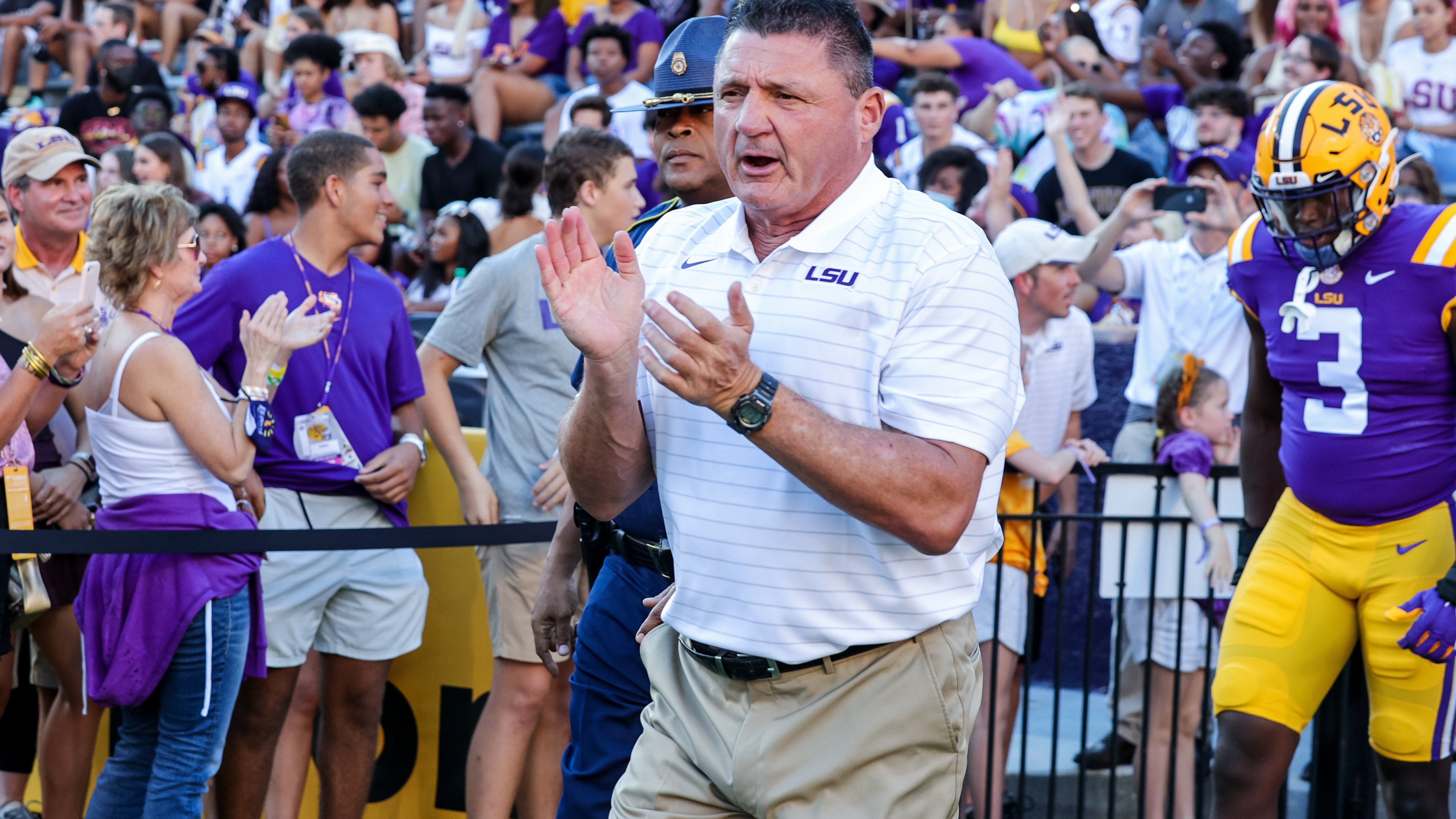 The biggest thing LSU needs to fix after 3-2 start? The 4th quarter, Orgeron says