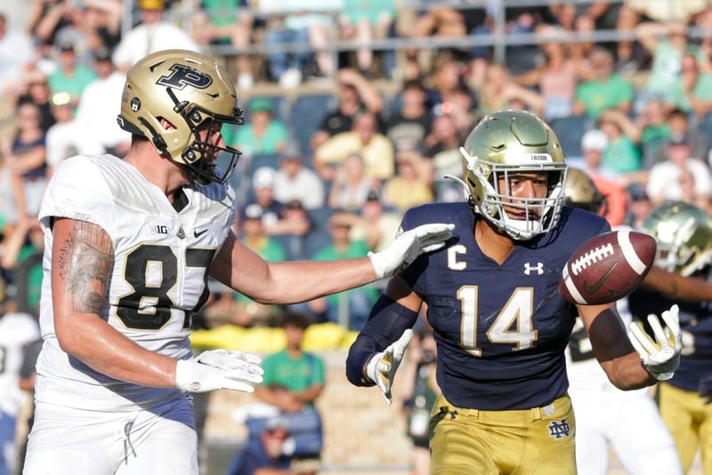 Kyle Hamilton with interception at Notre Dame