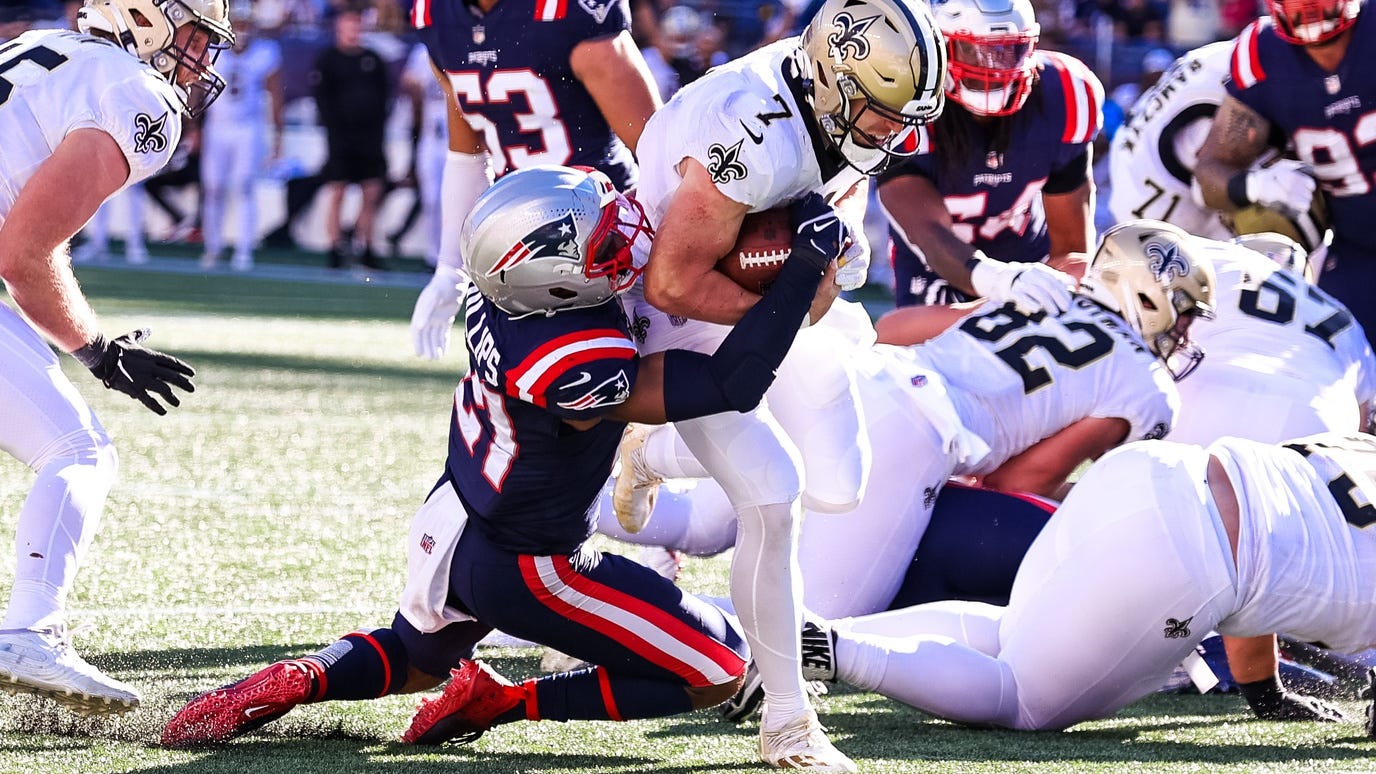 How'd Taysom Hill score so easily on pivotal drive? Patriots only had 10 defenders