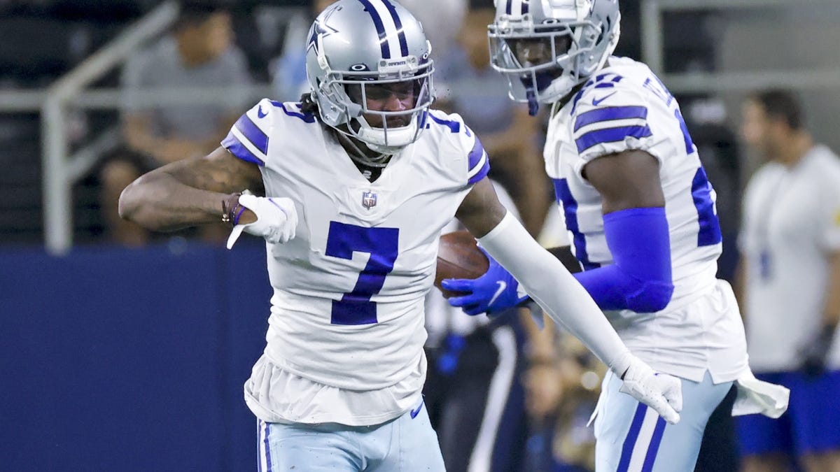 WATCH: Trevon Diggs makes history with 2 more interceptions