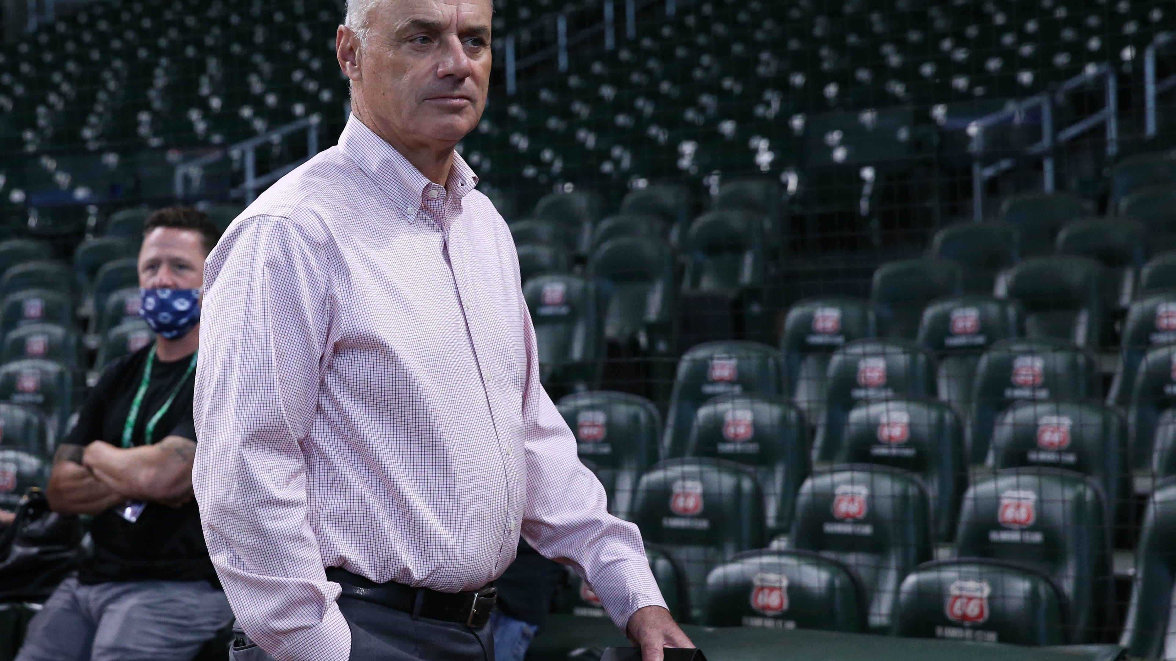 Rob Manfred apologizes to fans, pledges to work with MLBPA in post-lockout speech