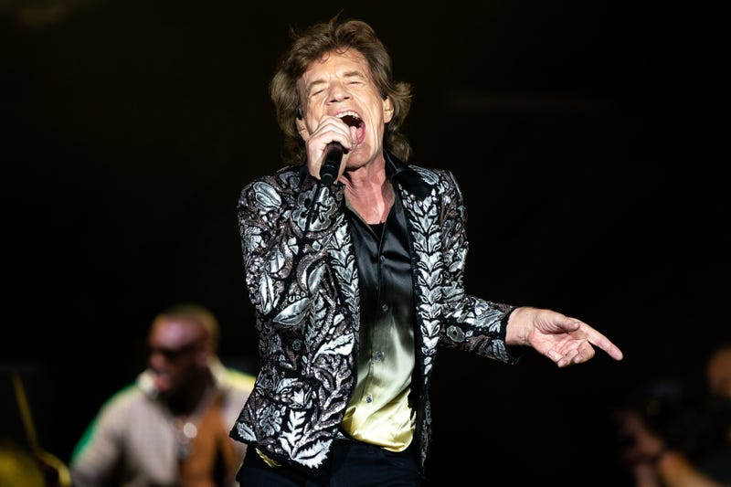 Mick Jagger tours another town incognito kinda...in Dallas